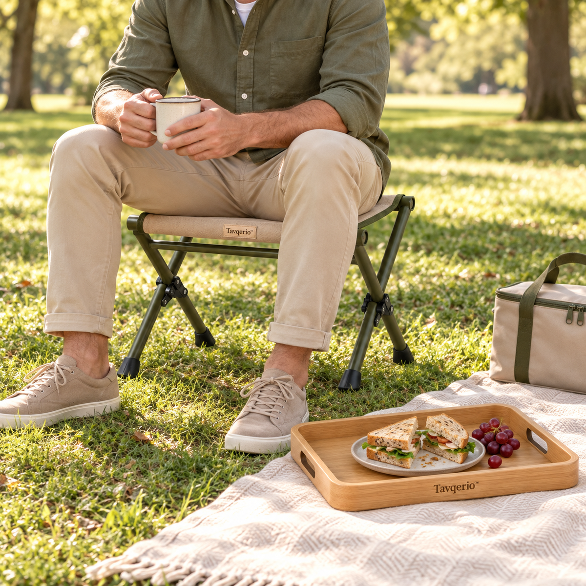 GroveSwitch Folding Picnic Stool & Tray
